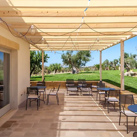 Tenuta Monticelli Bio Relais Alezio