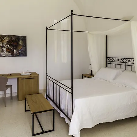 Tenuta Monticelli Bio Relais * Alezio