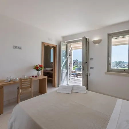 Tenuta Monticelli Bio Relais Çiftlik konaklama Alezio