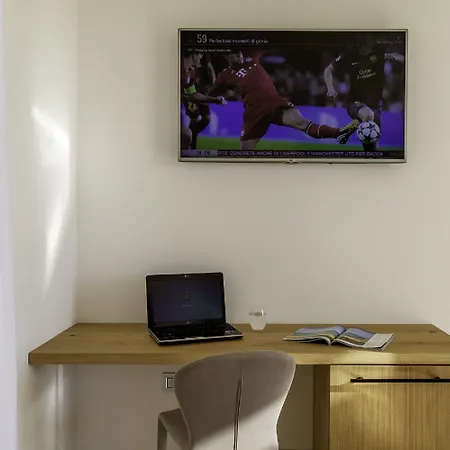 Lantgård Tenuta Monticelli Bio Relais Alezio