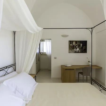 Tenuta Monticelli Bio Relais Feriegård Alezio