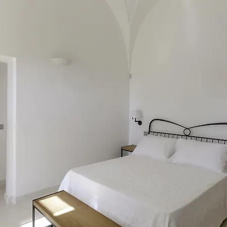 Tenuta Monticelli Bio Relais Alezio